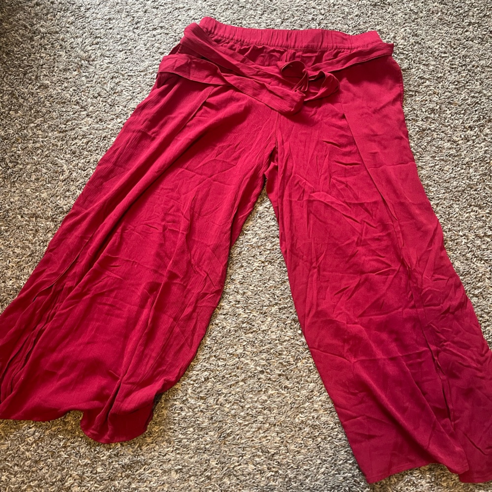 NWT- Loft wide leg pants with slit on sides. Size M